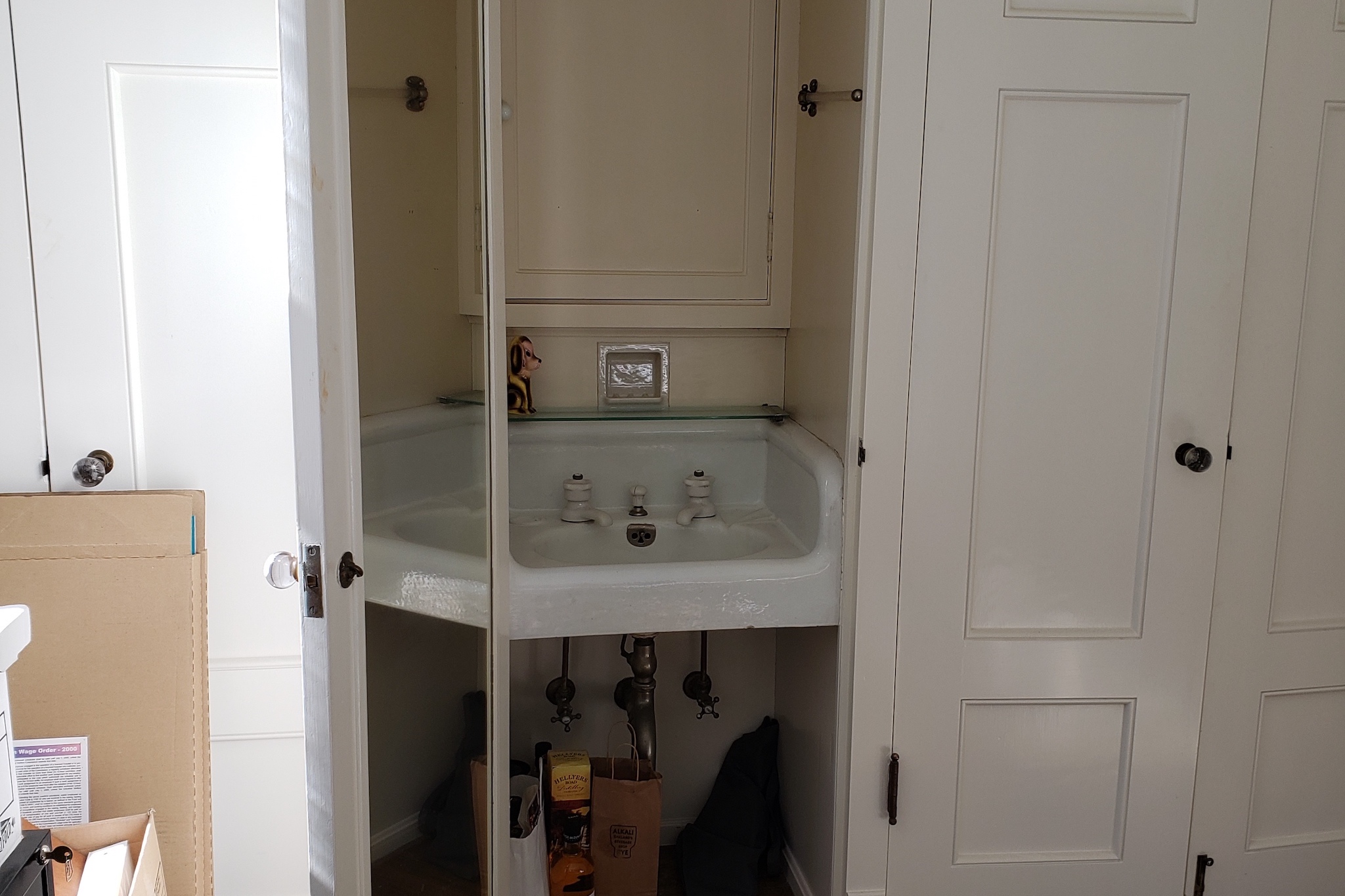 The story behind the sink in the bedroom of your apartment and why so many SF homes have them