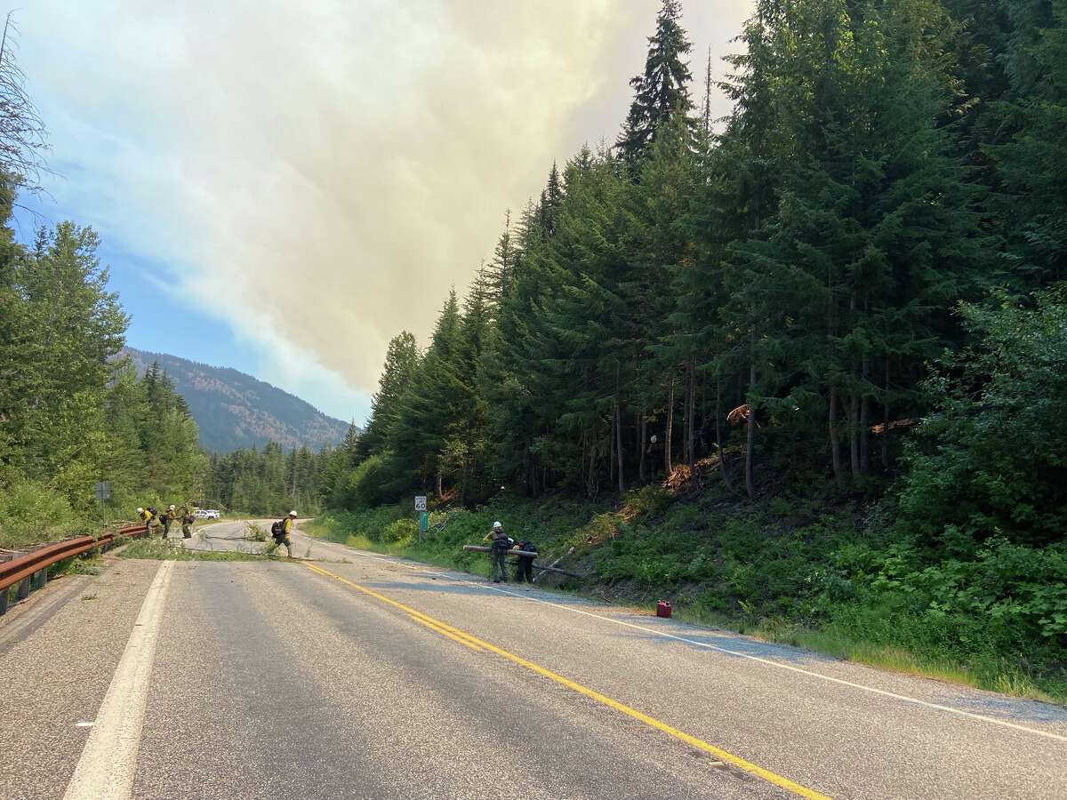 Washington's North Cascades Highway closure extended as 3 wildfires