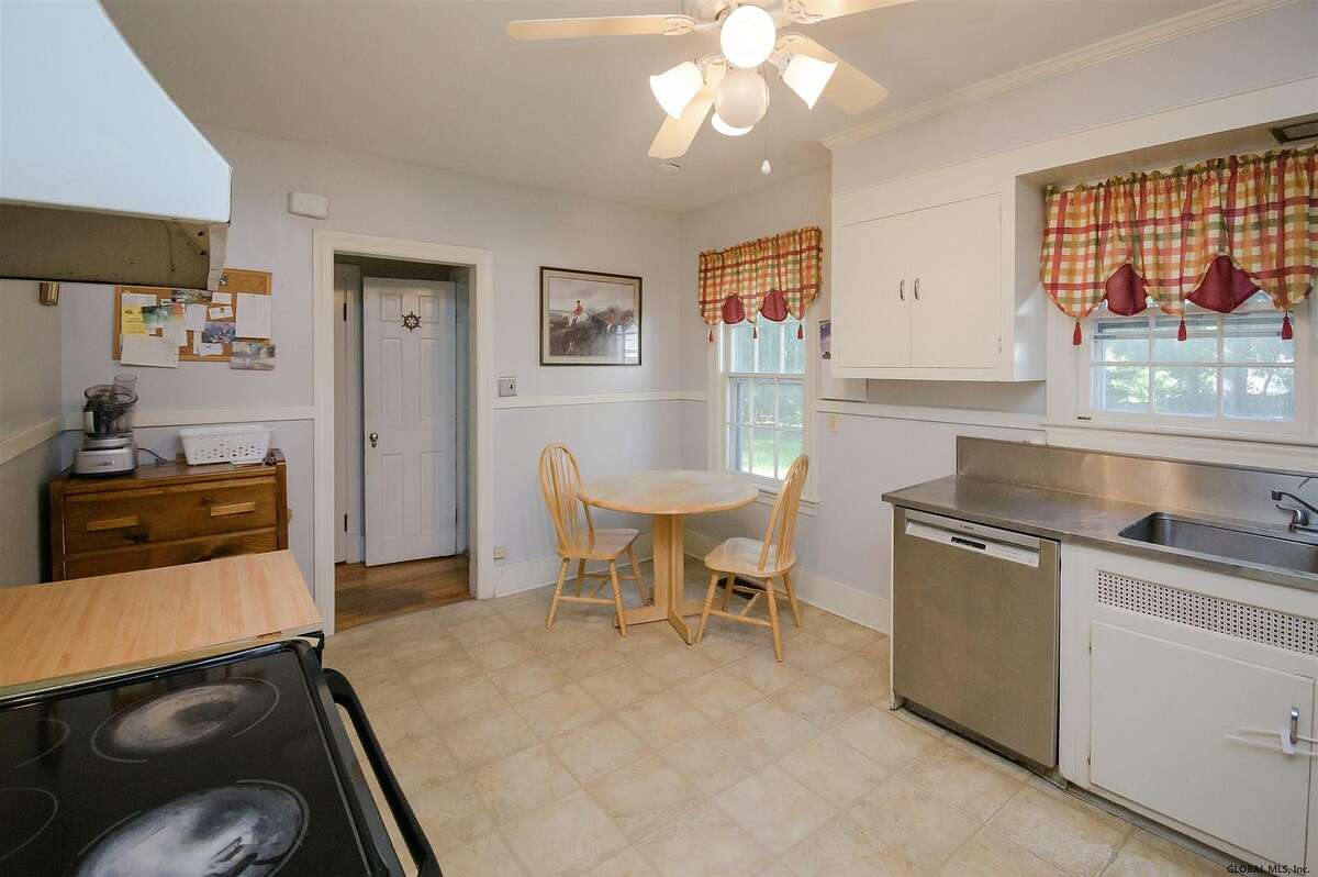 Upstate New York homes for sale with pools