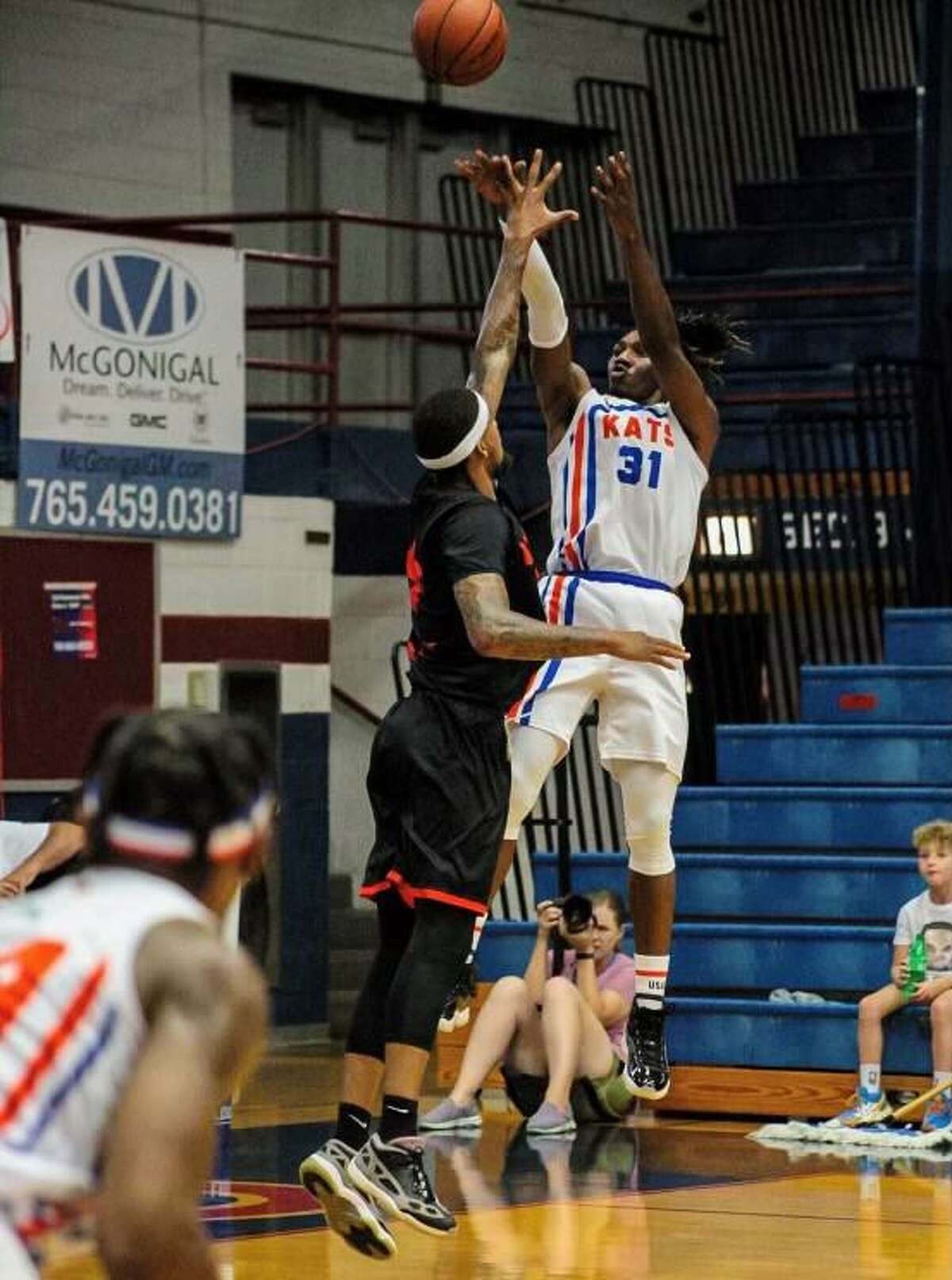 BASKETBALL Conroe grad Moore caps first professional season