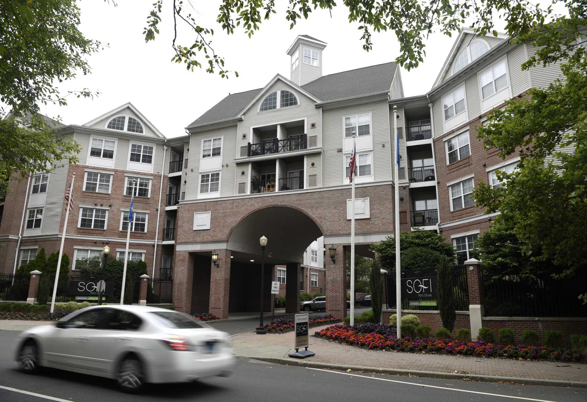 Parc Grove Apartment Complex Sells For 154 Million A Full City Block In The Heart Of Downtown Stamford