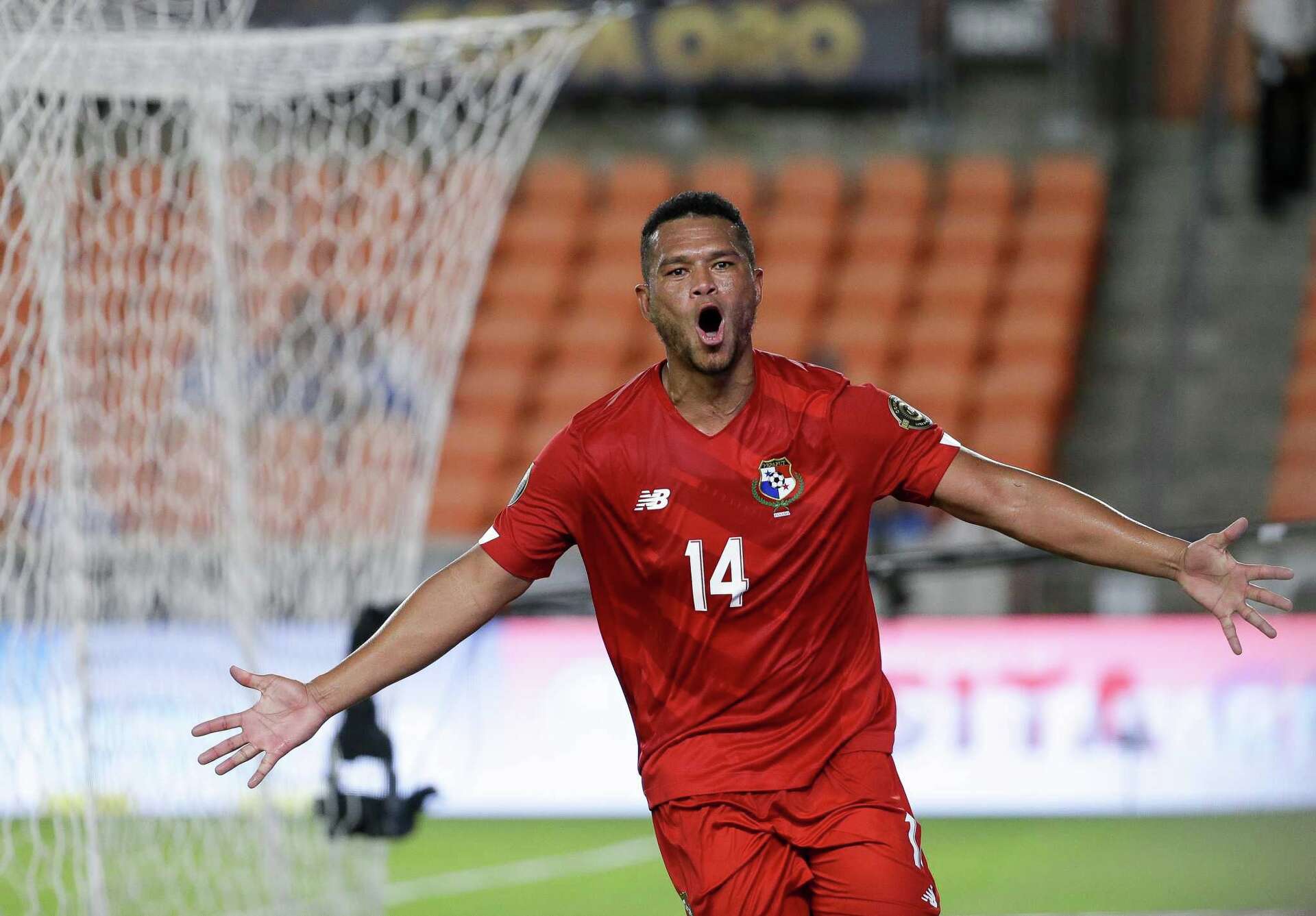 Qatar, Panama tie in Gold Cup opener; Honduras routs Grenada