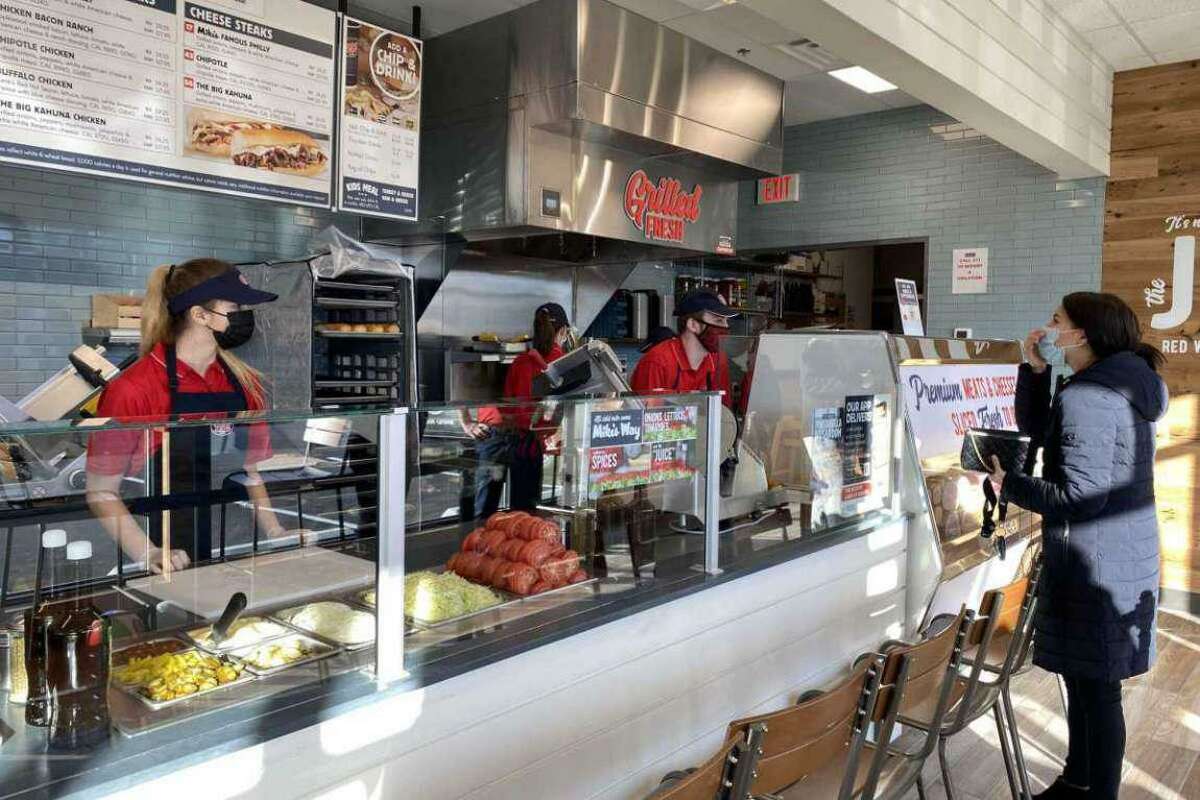 Danbury approves a Jersey Mike's near Bethel border and overrules city