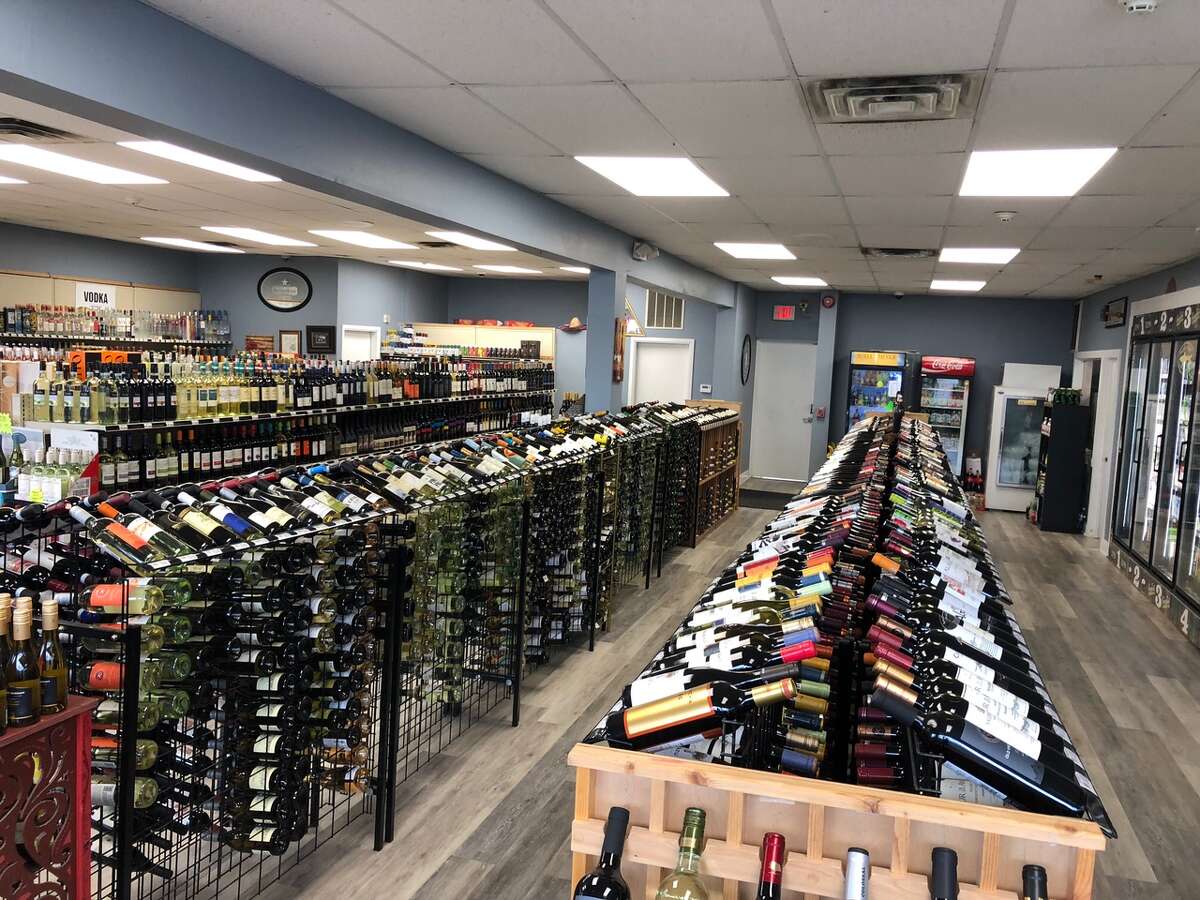 Sommelier opens new wine, liquor store in Fairfield