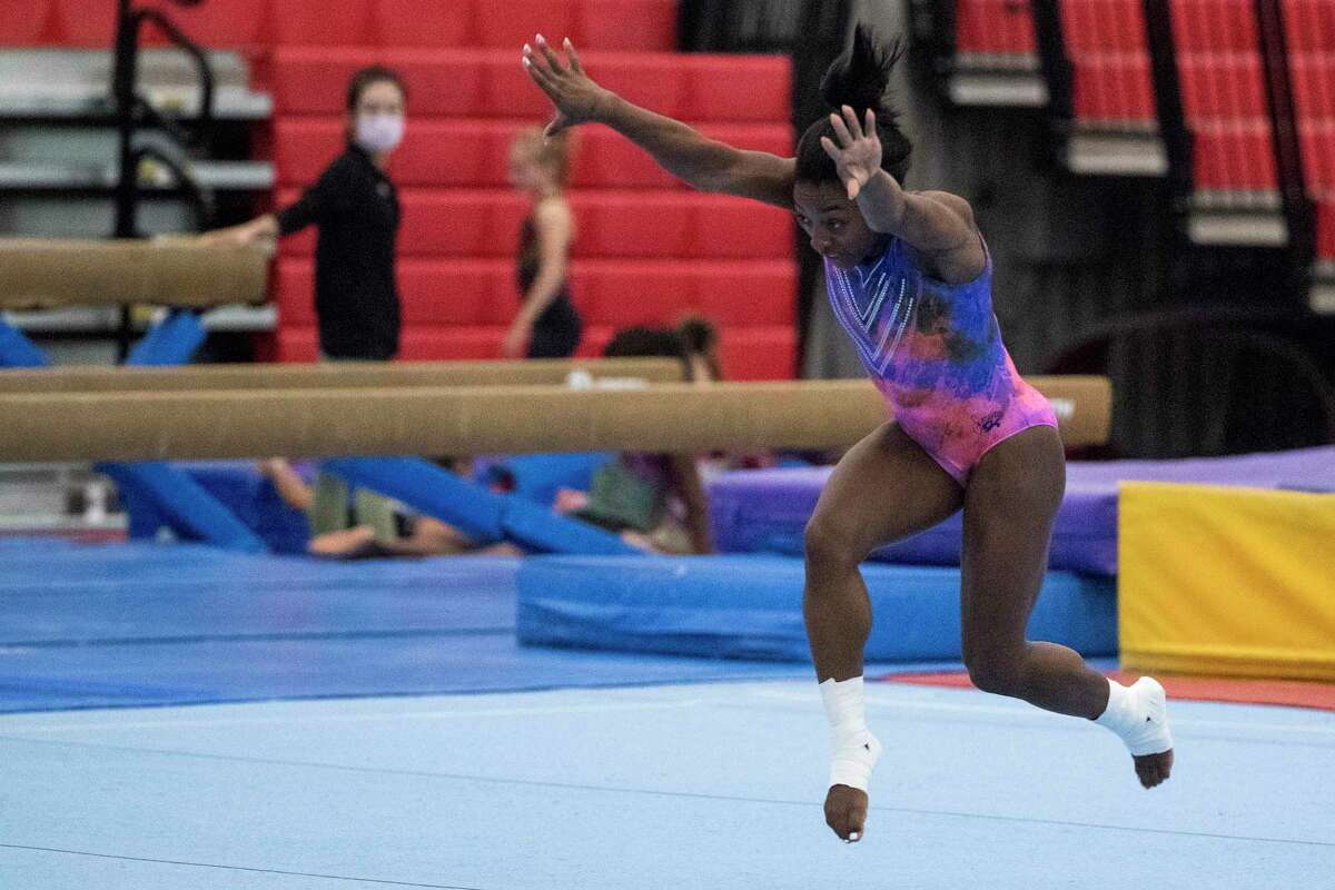 The physics of Simone Biles and her routines