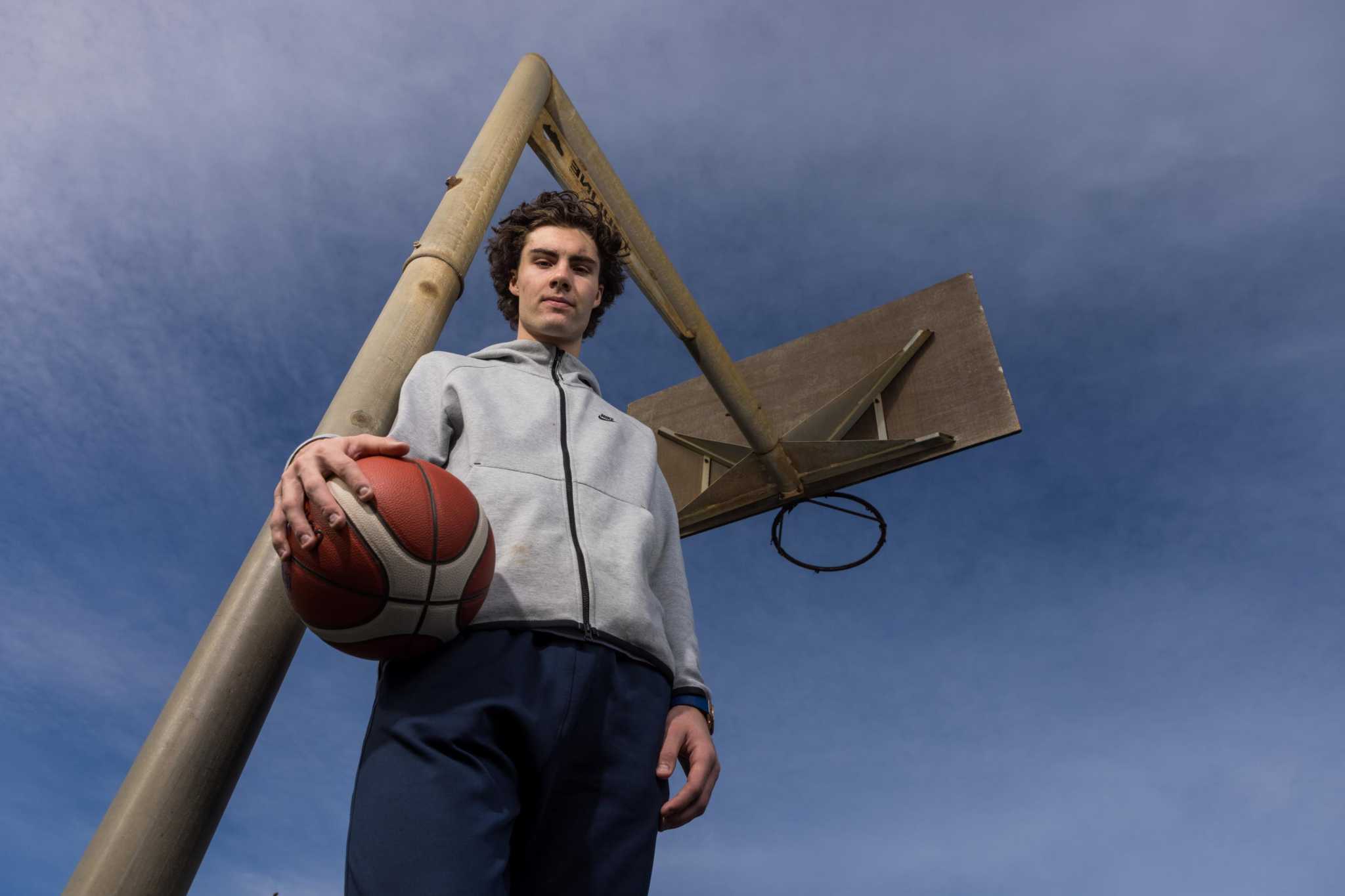 Nba Draft Australia S Josh Giddey Gaining Momentum As An Option For Warriors At No 7