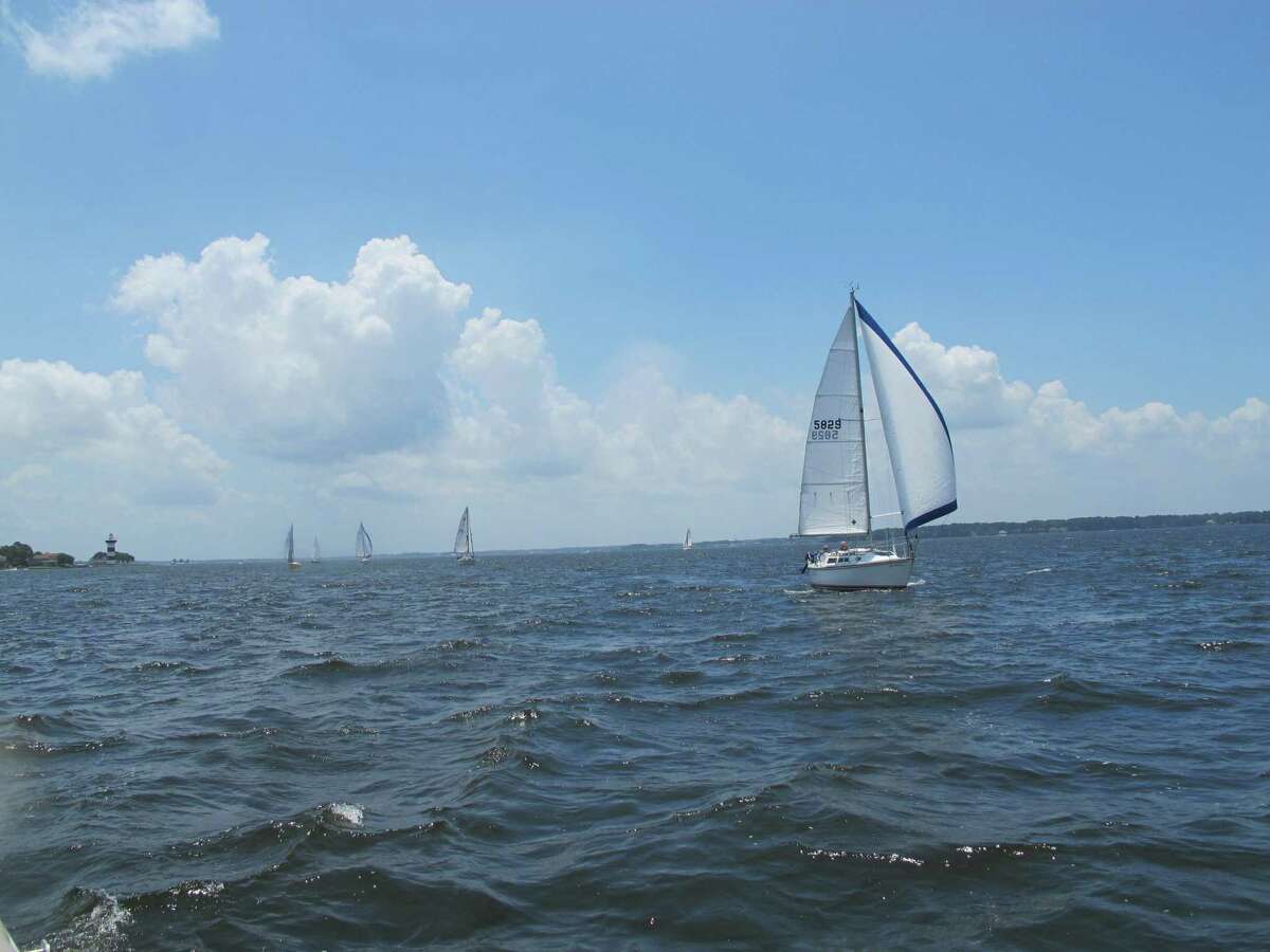 Lake Conroe Sailing Association members take to lake for “Summer Parade