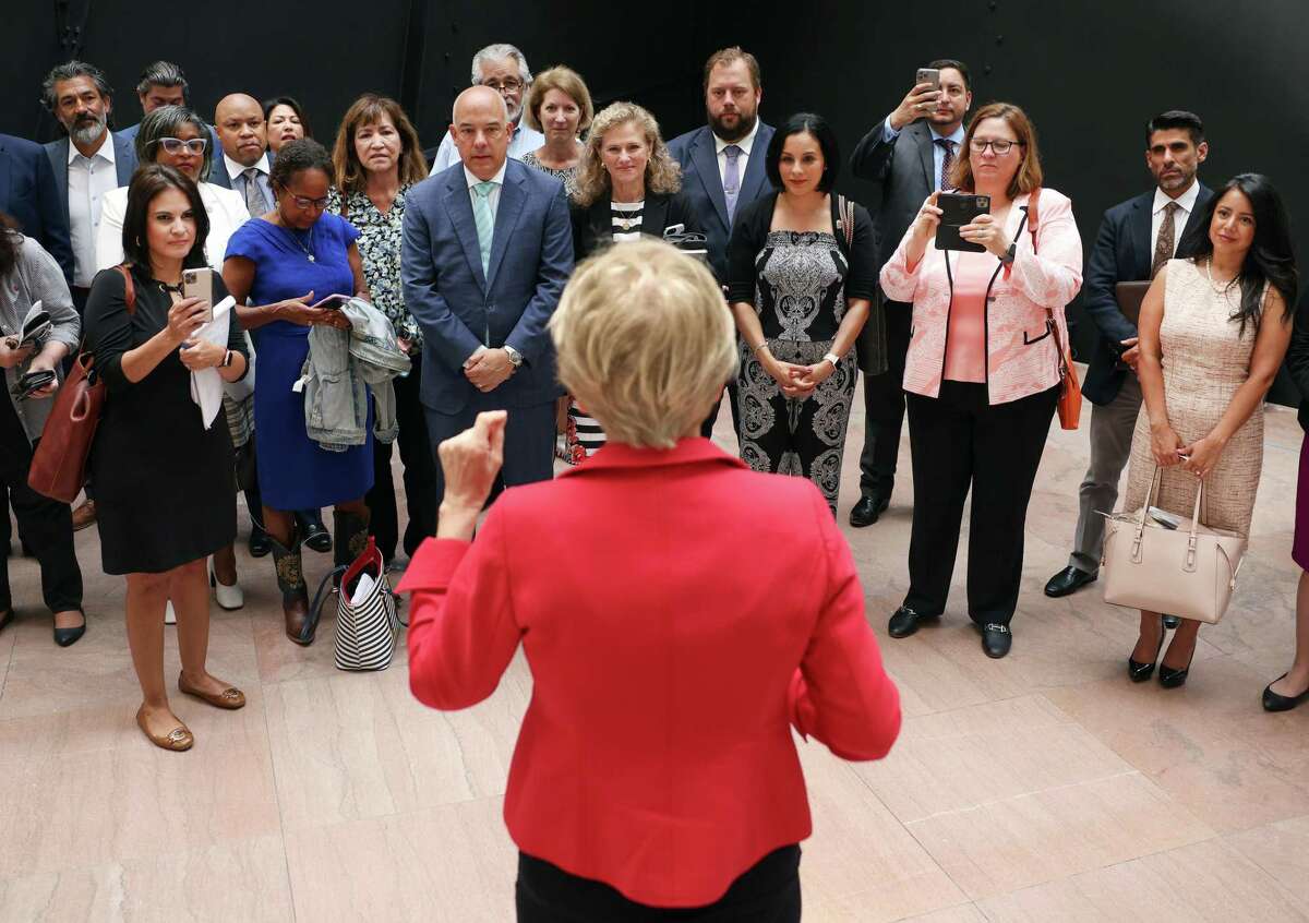 U.S. Sen. Elizabeth Warren, D-Mass., addresses Texas state House Democrats as they meet with senators Wednesday on Capitol Hill.