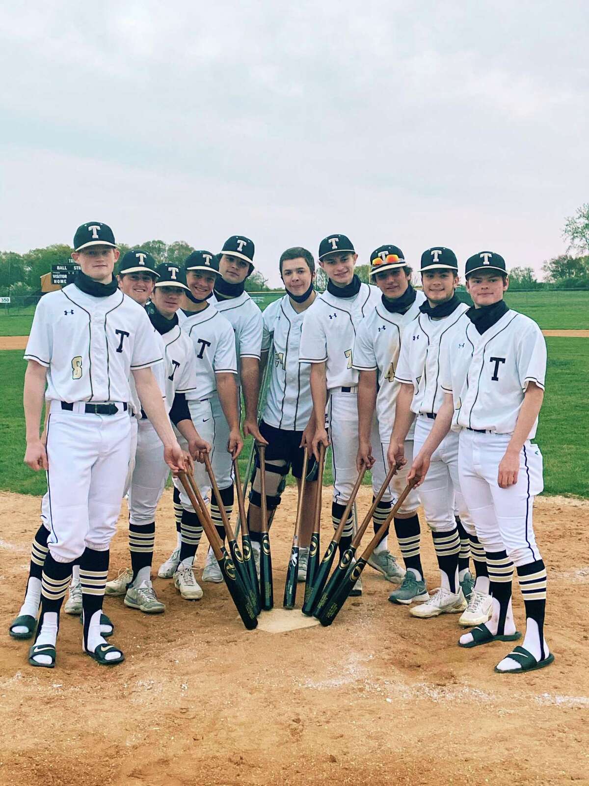 Henry Honychurch, Robert Dunkle, Matthew Gay, Luke Masiuk , Riley Simpson, Andrew Harvey, Johnny Bova, Jake Gruttadauria, Ray Leonzi and Bryan Kraus made up Trumbull's senior class.