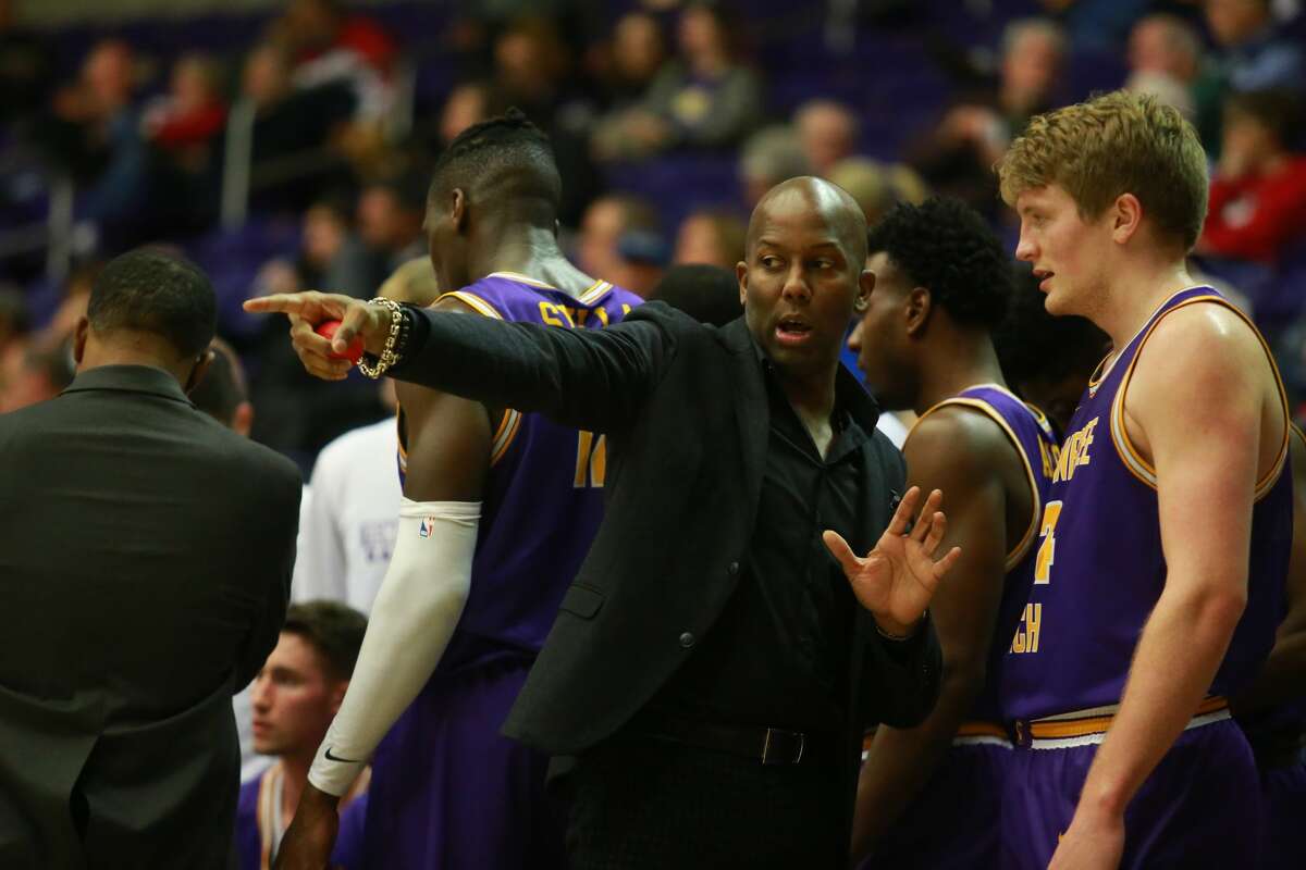 New Siena men's basketball assistant coach Marcus King worked at Tennessee Tech for the past two seasons and served as acting head coach for four games in 2020-21. (Tennessee Tech athletics)