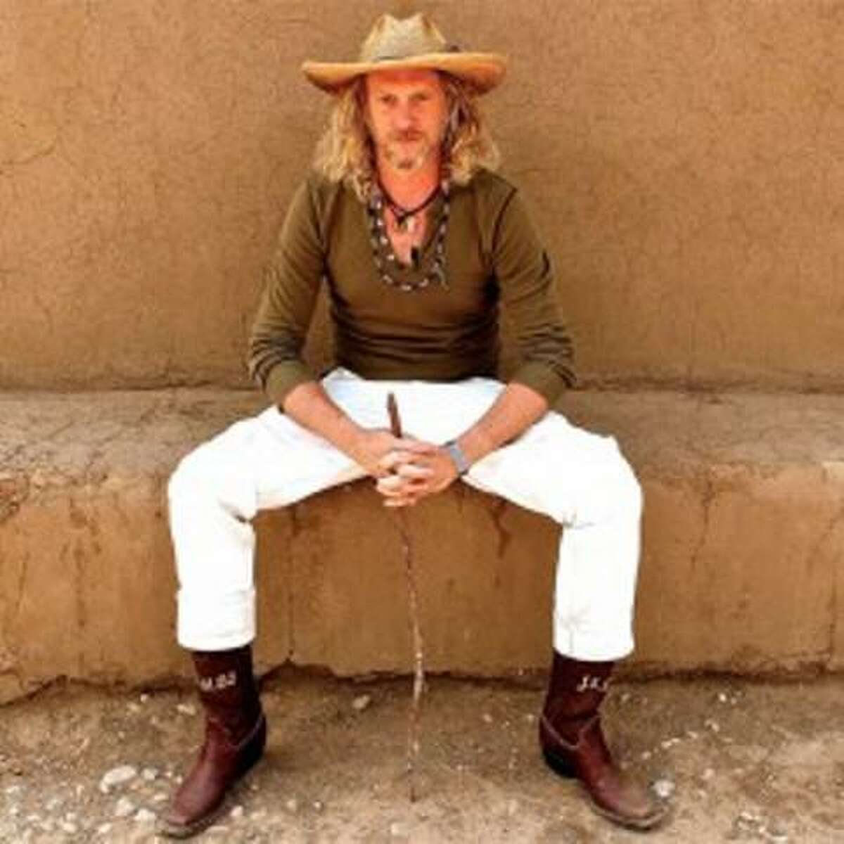 Jimbo Mathus brings his Mississippi music to The Right Space Ballroom on Friday.