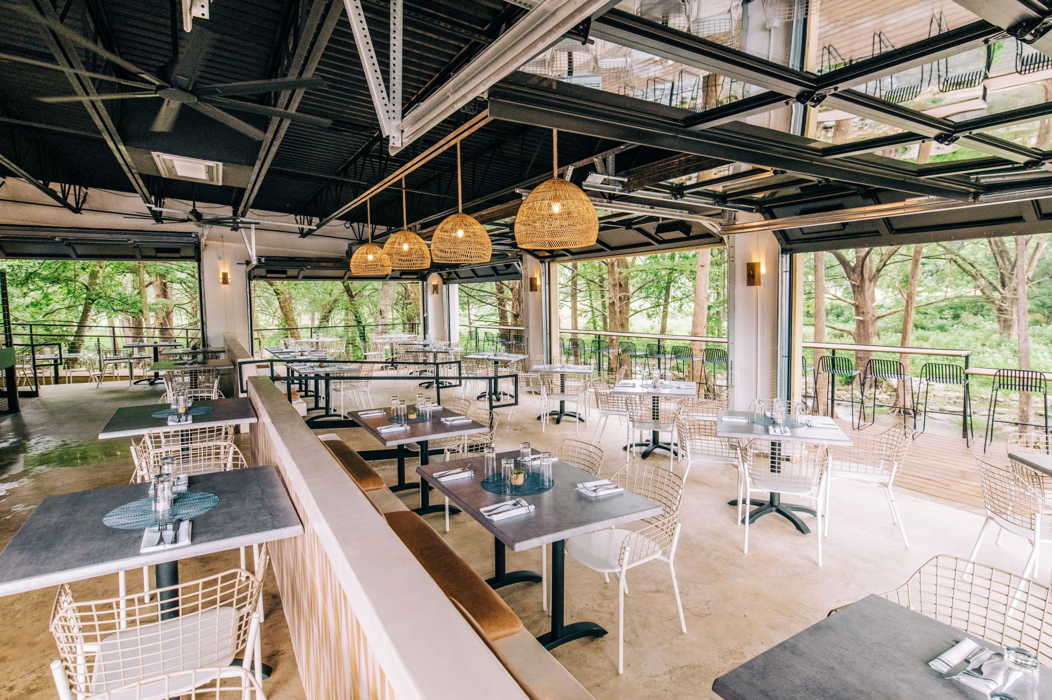 Kevin Fowler sings praises of new Hill Country restaurant - Vimarsana News