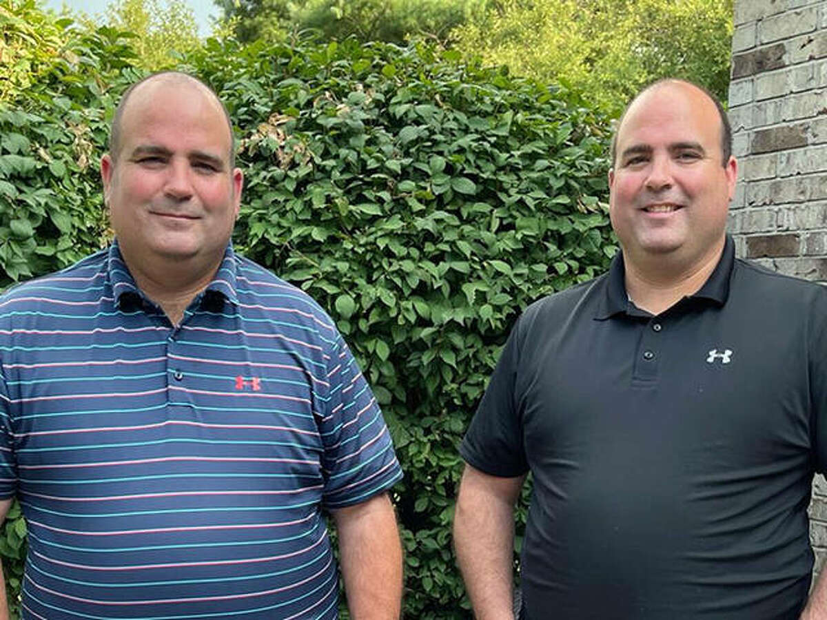 Twins James Hutton, left, and Ben Hutton were key players for the 1998 Edwardsville baseball team, which went 40-0 to win the Class AA state championship.