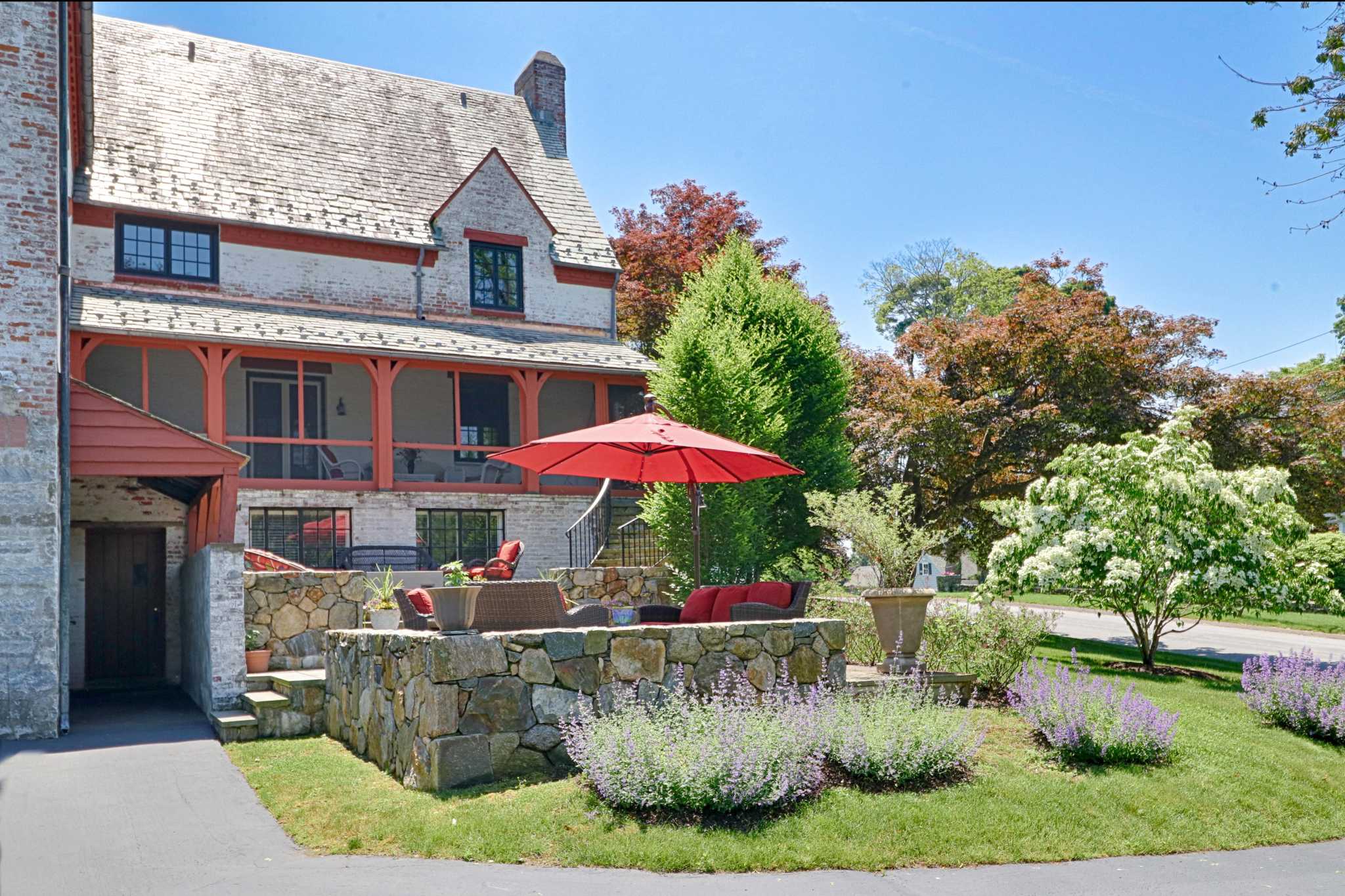 On the Market: Fairfield home features custom woodworking and other original 1935 details - Vimarsana News