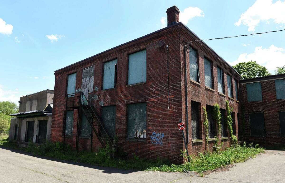 A vacant building at 291 Campbell Avenue in West Haven photographed on May 18, 2021.