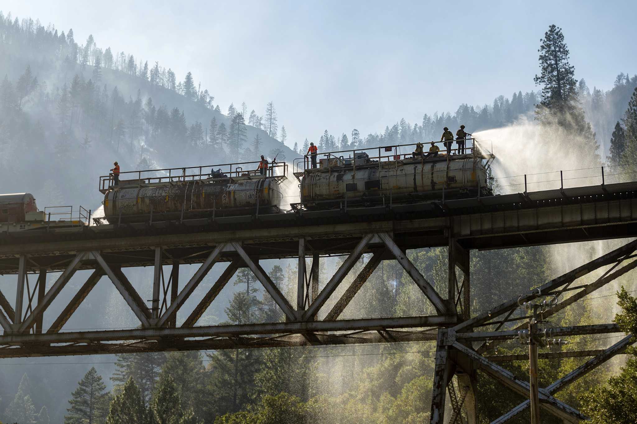 Newsom declares state of emergency as Dixie Fire explodes to 167,000 acres - Vimarsana News