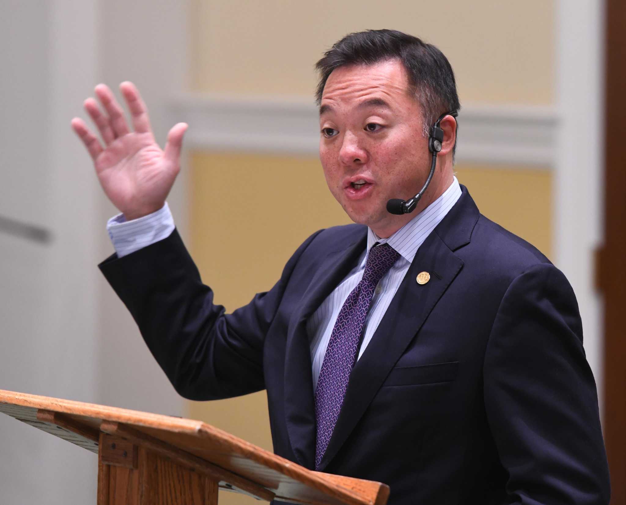 Tong takes on the opioid crisis, Sacklers and COVID-19 powers in Greenwich talk - Vimarsana News