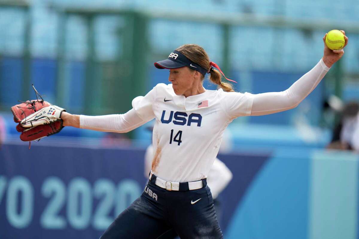 United States' Monica Abbott pitches during the softball game between the United States and Canada at the 2020 Summer Olympics, Thursday, July 22, 2021, in Fukushima , Japan. (AP Photo/Jae C. Hong)
