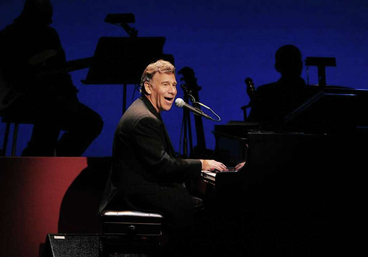 Stephen Schwartz performed “For Good” from “Wicked” at the September 13th Westport Country Playhouse gala in his honor. (Photo by Kathleen O'Rourke)