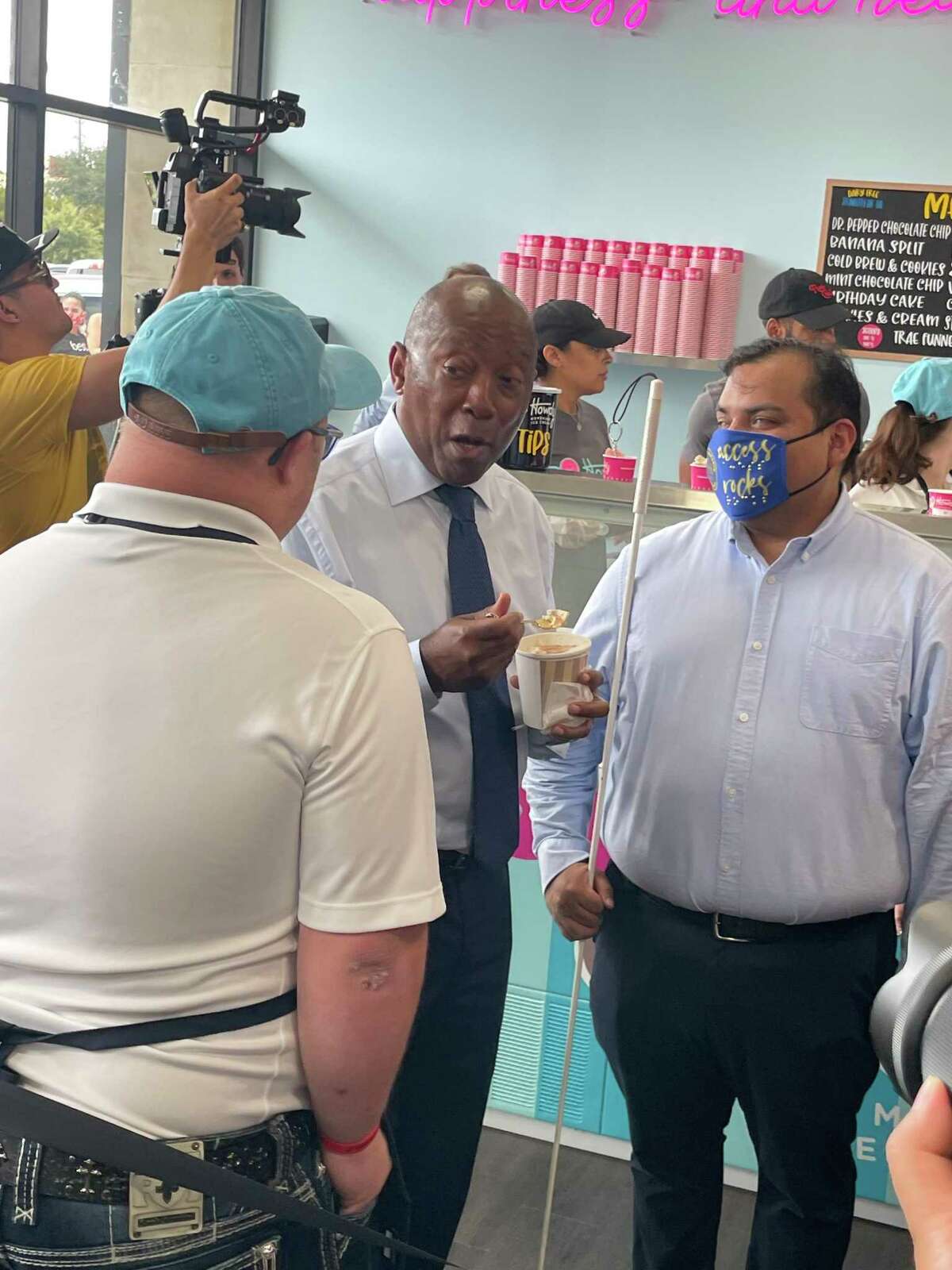 Trae tha Truth’s newly opened Katy ice cream shop employs special needs