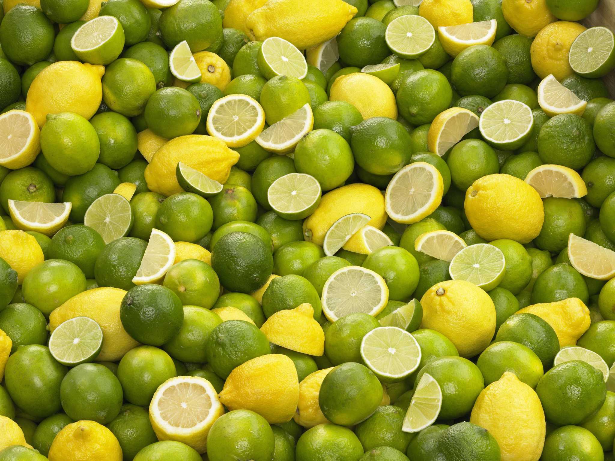 How To Pick And Select Juicy Limes And Lemons And Then Juice And Store