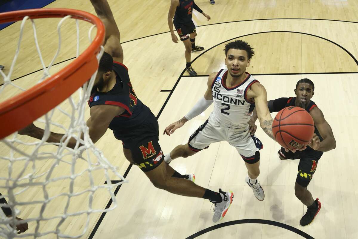 UConn Star James Bouknight Gets Carried Into Locker Room With