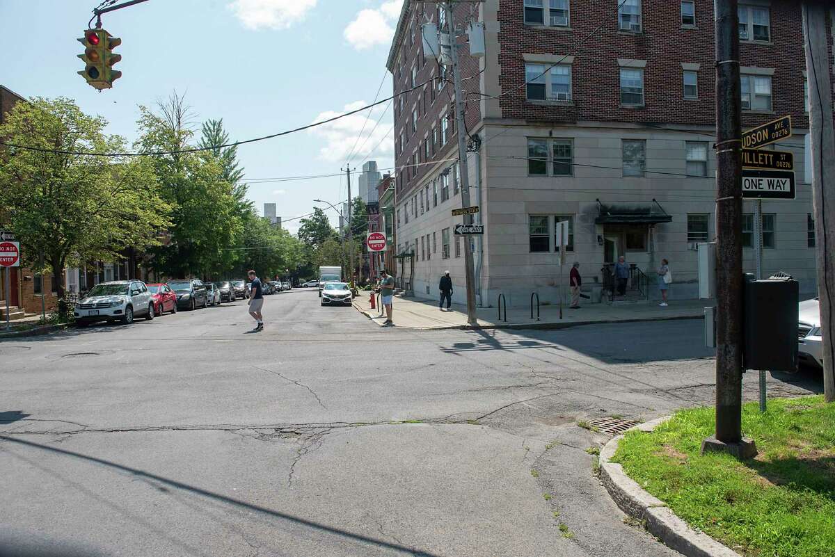 Man in critical condition after shooting at Albany's Washington Park