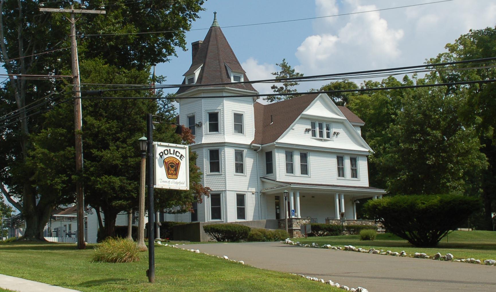 Ridgefield man charged with cruelty after leaving dog in hot car: Cops