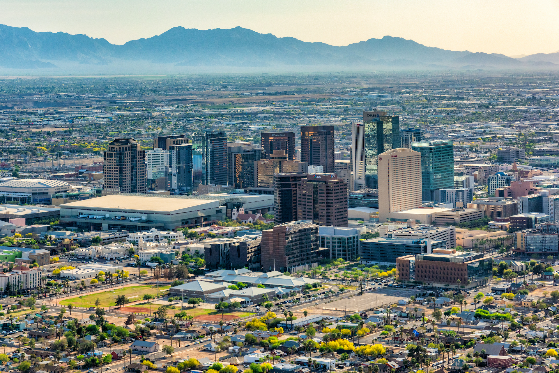 Henri' Dawes Named Among Phoenix's Top 50 Women Leaders