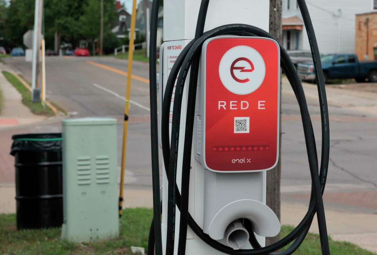 Here's why Manistee now has electric vehicle charging options