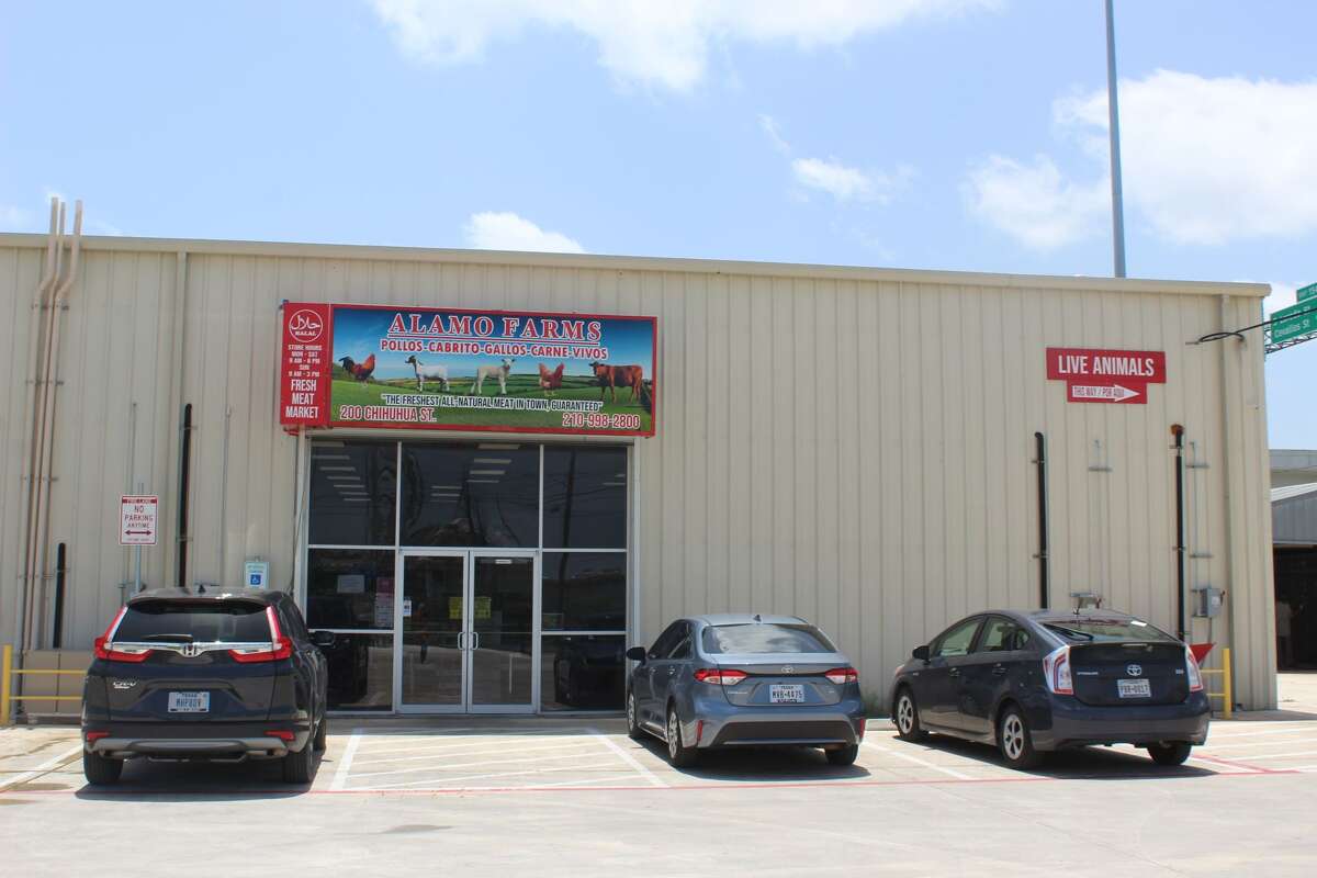 San Antonio Muslims donate, distribute meat to less fortunate families