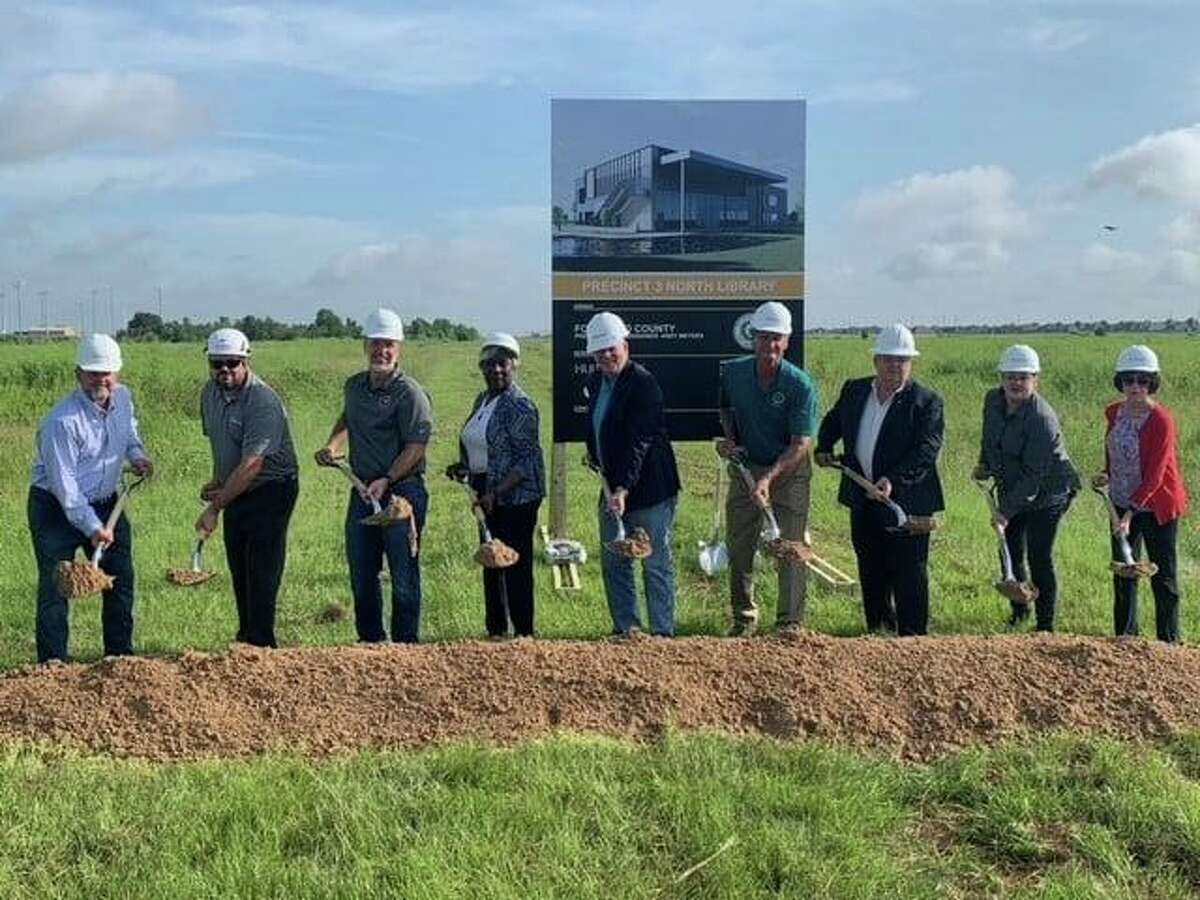 Construction begins on new Fulshear library