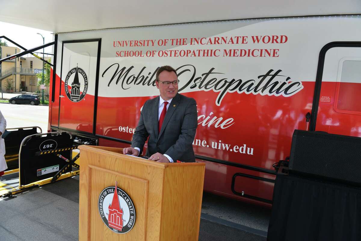 University of the Incarnate Word President Thomas Evans speaks during the launch of the UIW School of Osteopathic Medicine’s MOM unit.