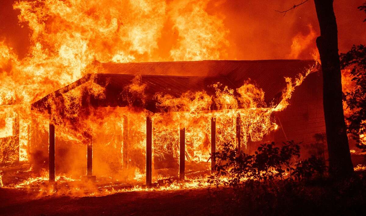 Devastating Dixie Fire California S Largest Wildfire Devours Multiple Homes