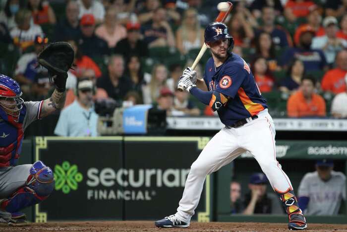 Astros suffer 11th-inning loss to Mariners in series finale