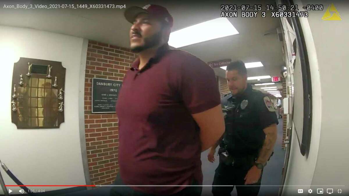 Twenty years ago, YouTuber 'would be dead,’ Danbury cop says in body