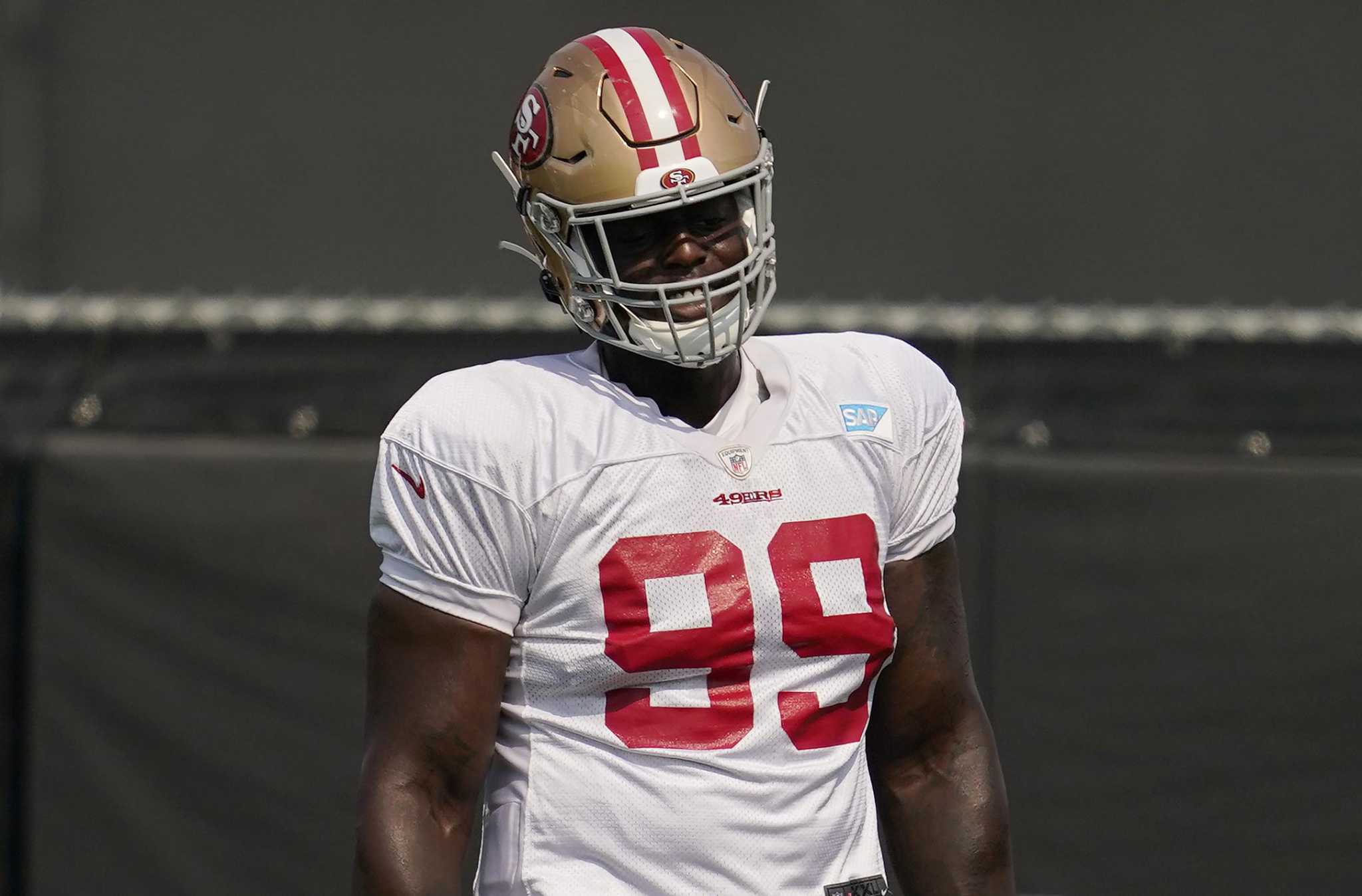 49ers' Javon Kinlaw limited with latest knee issue; Nick Bosa