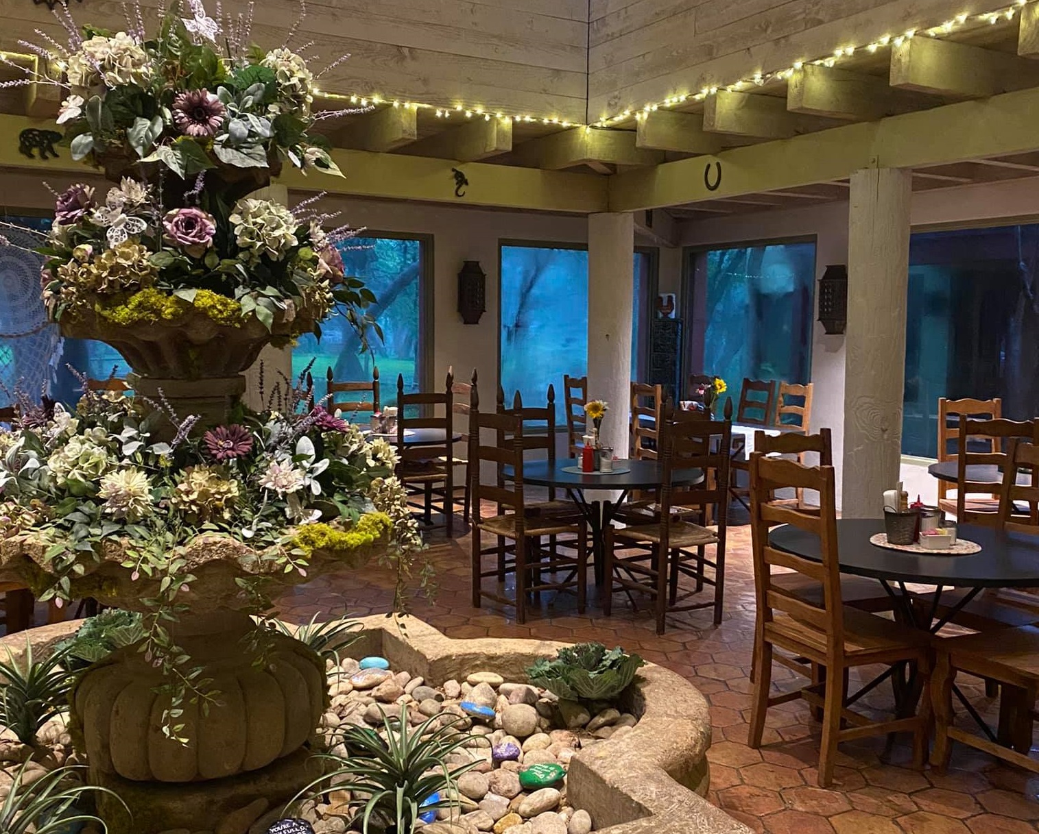 Comfort Café hosting prime rib dinners to bounce back from flood - Vimarsana News