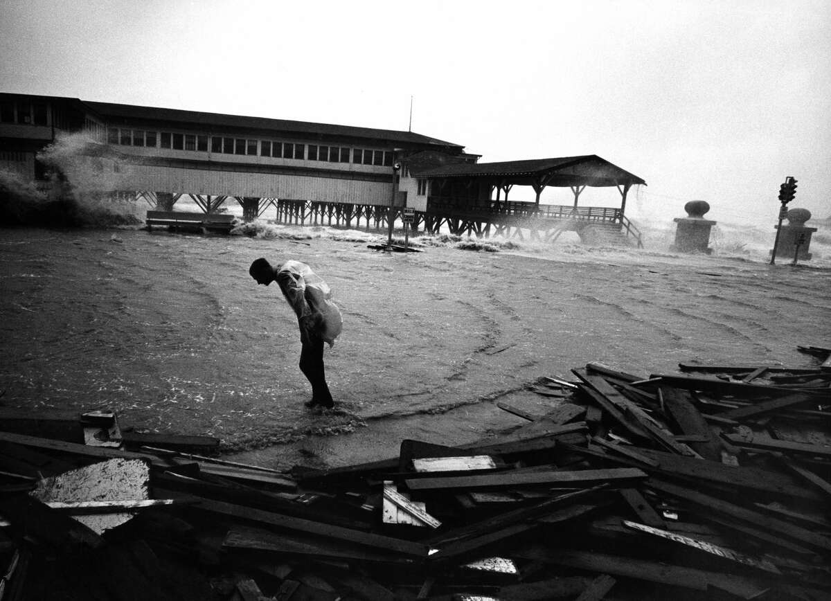 Eighteen years after the "surprise hurricane" of 1943, Galveston and beachside communities were rocked by Hurricane Carl in 1961.
