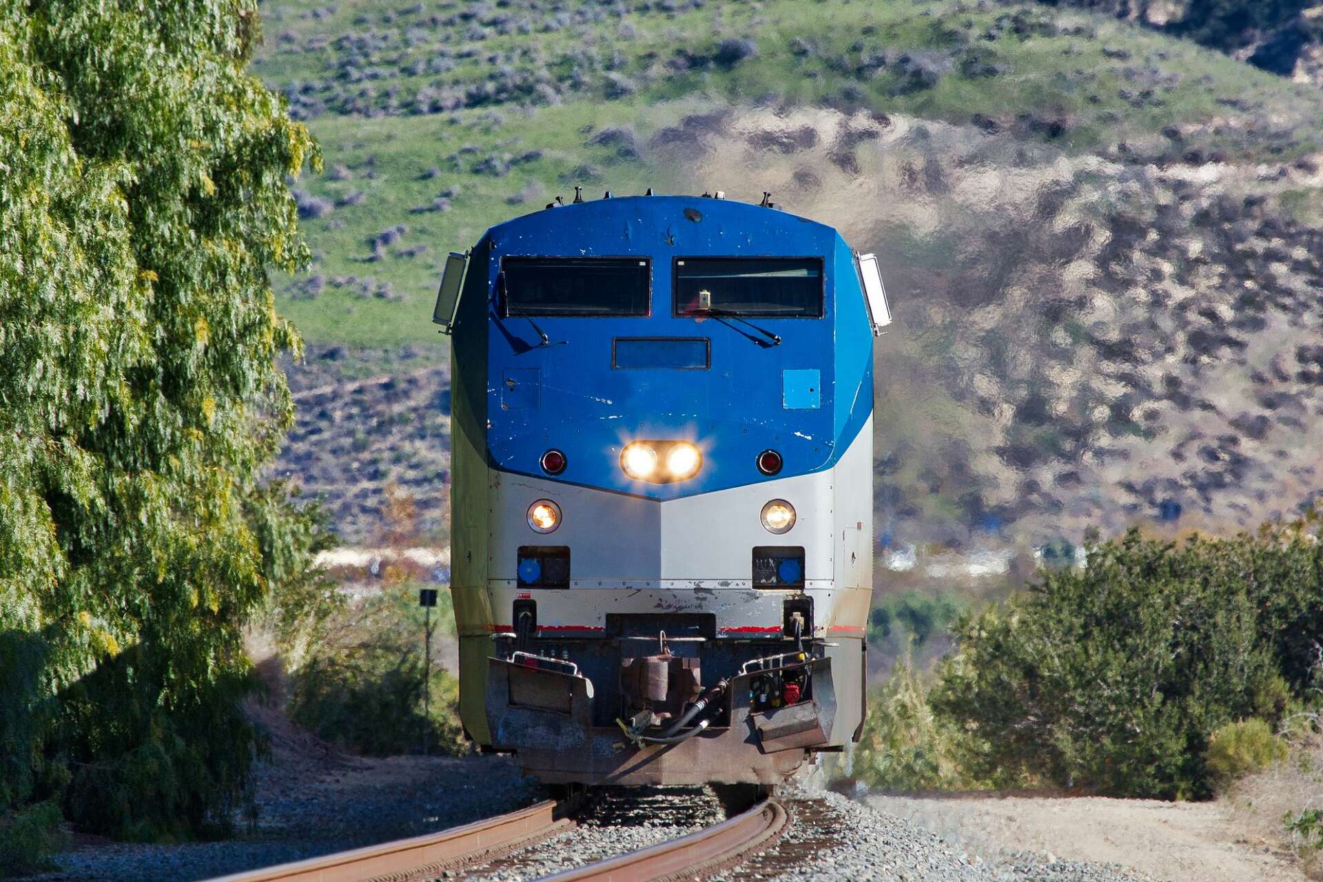 Here's why you should be riding Amtrak between SF and Tahoe