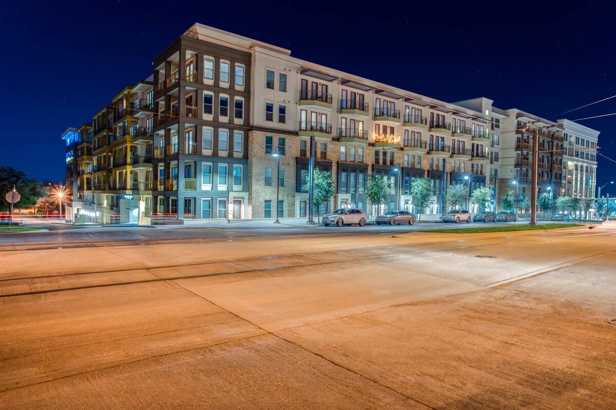 Barvin buys upscale apartments in Dallas amid portfolio pivot