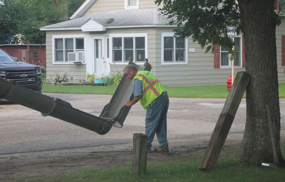 Rietz Park sidewalk to increase bathroom accessibility
