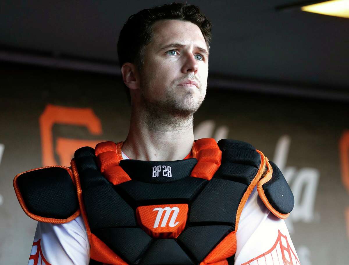 Giants star catcher Buster Posey to sit out season over