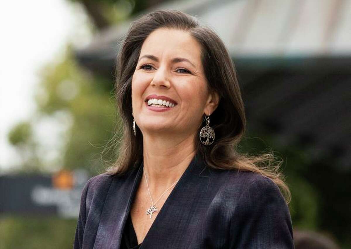 奥克兰市长利比·沙夫(Libby Schaaf)请求共和人民党帮助的请求得到了州长的批准。