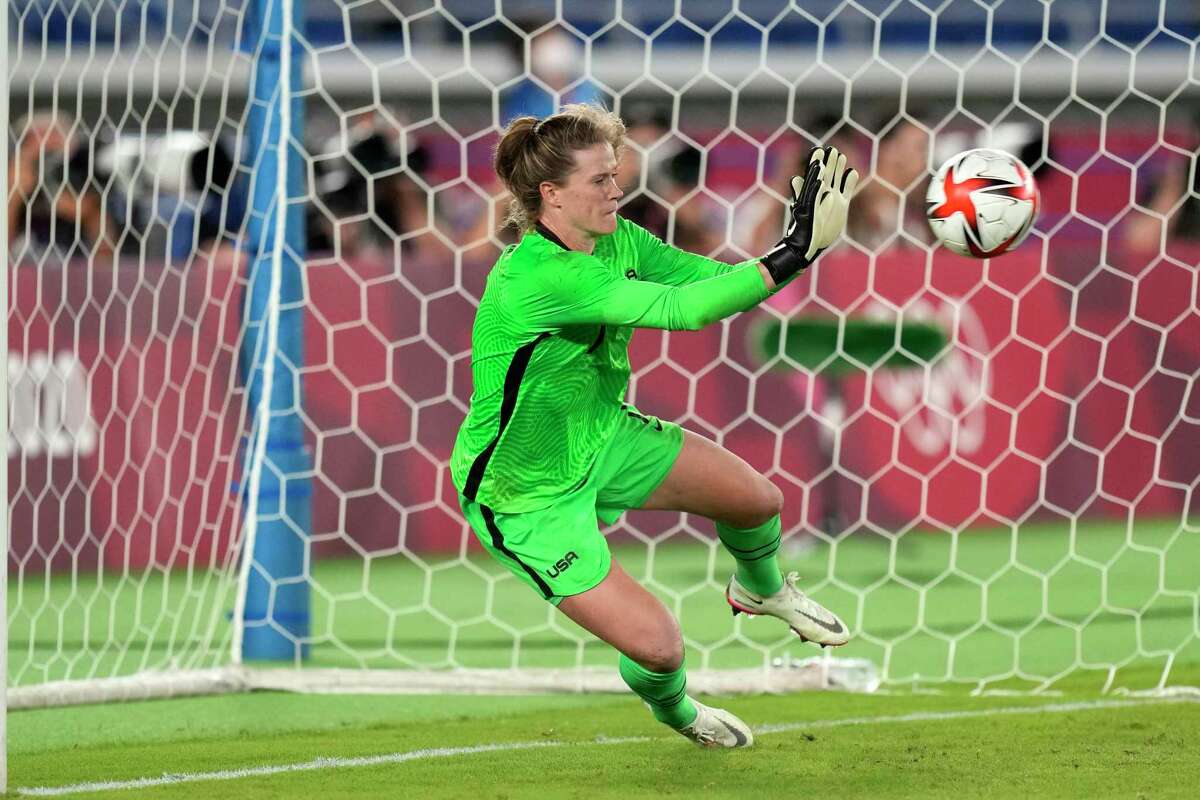 Stratford's Alyssa Naeher's Clutch Saves Push USWNT To Olympic Semifinals