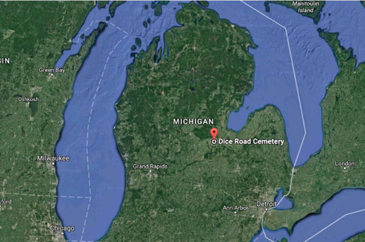 Midland residents take interest in 'Michigan’s most cursed road' in Saginaw