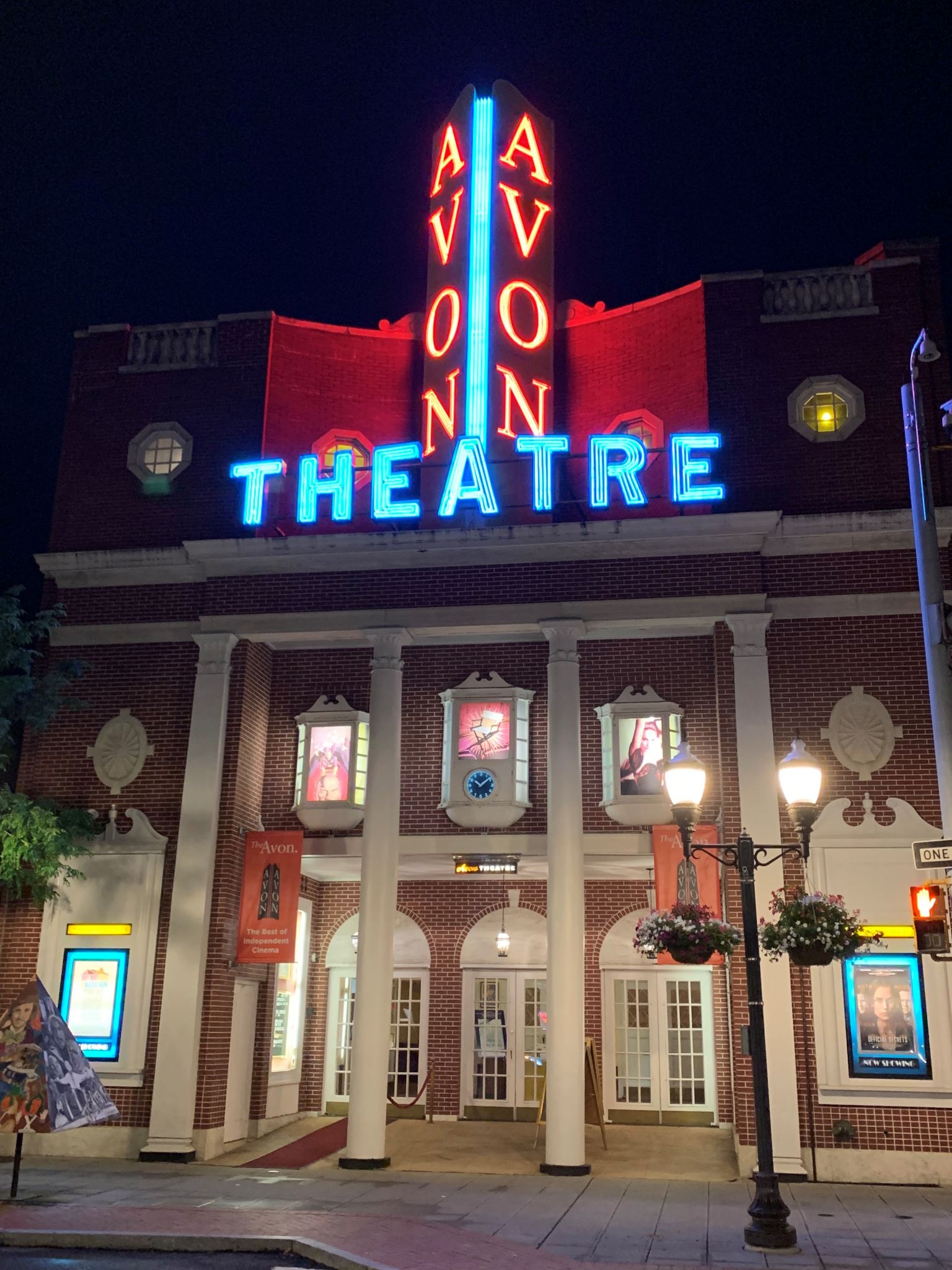 avon movie theater stamford ct