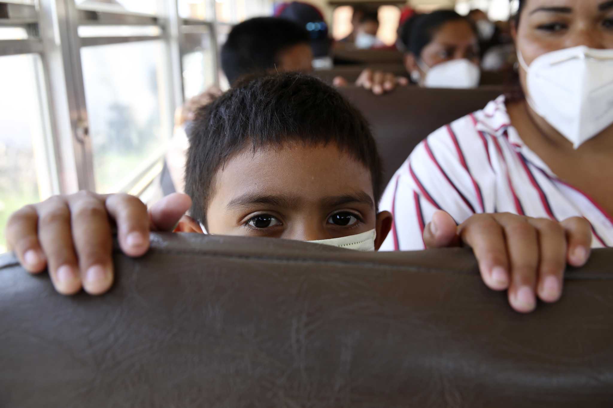 With Mexican border shelters full, migrants hole up in dangerous city