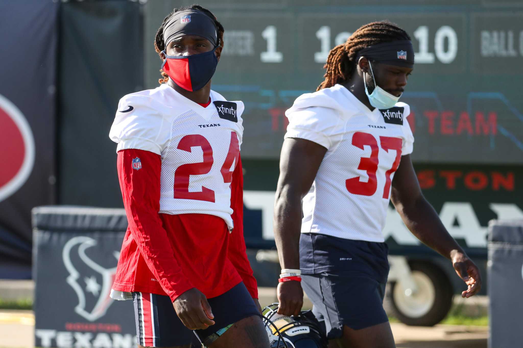 Texans have 5 players on COVID-19 reserve amid NFL's surge of positive tests