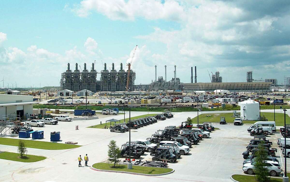 Exxon and SABIC’s chemical plant near Corpus Christi to launch by year end